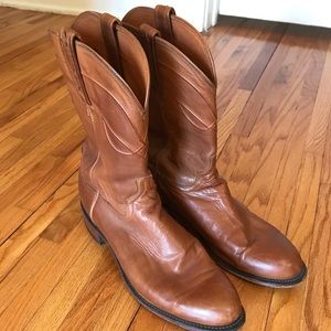 Lucchese Classics size 11